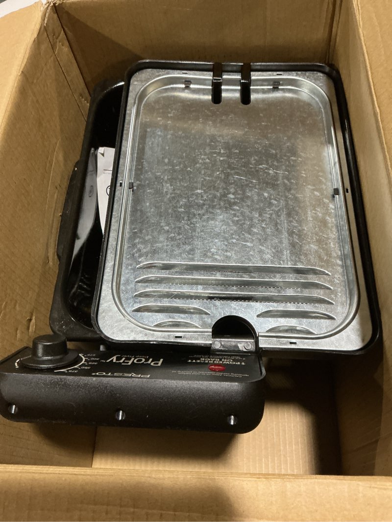 Condition photo showing Good Condition for Presto® Stainless Steel Pro Fry™ Immersion Element Deep Fryer 05461