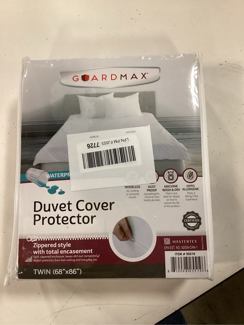 Condition photo showing New/Like New for Guardmax Waterproof Duvet Cover - Jersey Fabric with Zipper Closure | Premium Quality, Bed Bug & Allergen Proof Twin (68 x 86)