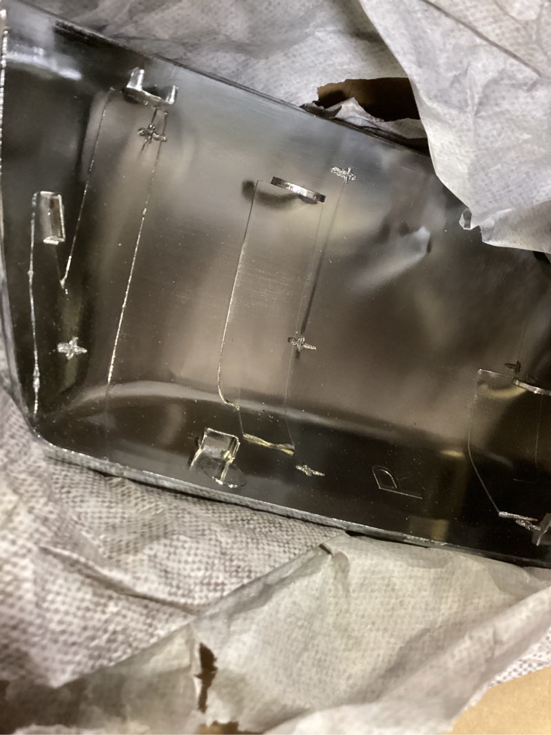 Condition photo showing New/Like New for moonlinks compatible with chevy tahoe/suburban gmc yukon/yukon xl 2015-2020 mirror cover, chrome plating left & right side clip-on mirror cap without turn signal for cadillac escalade 2015-2019