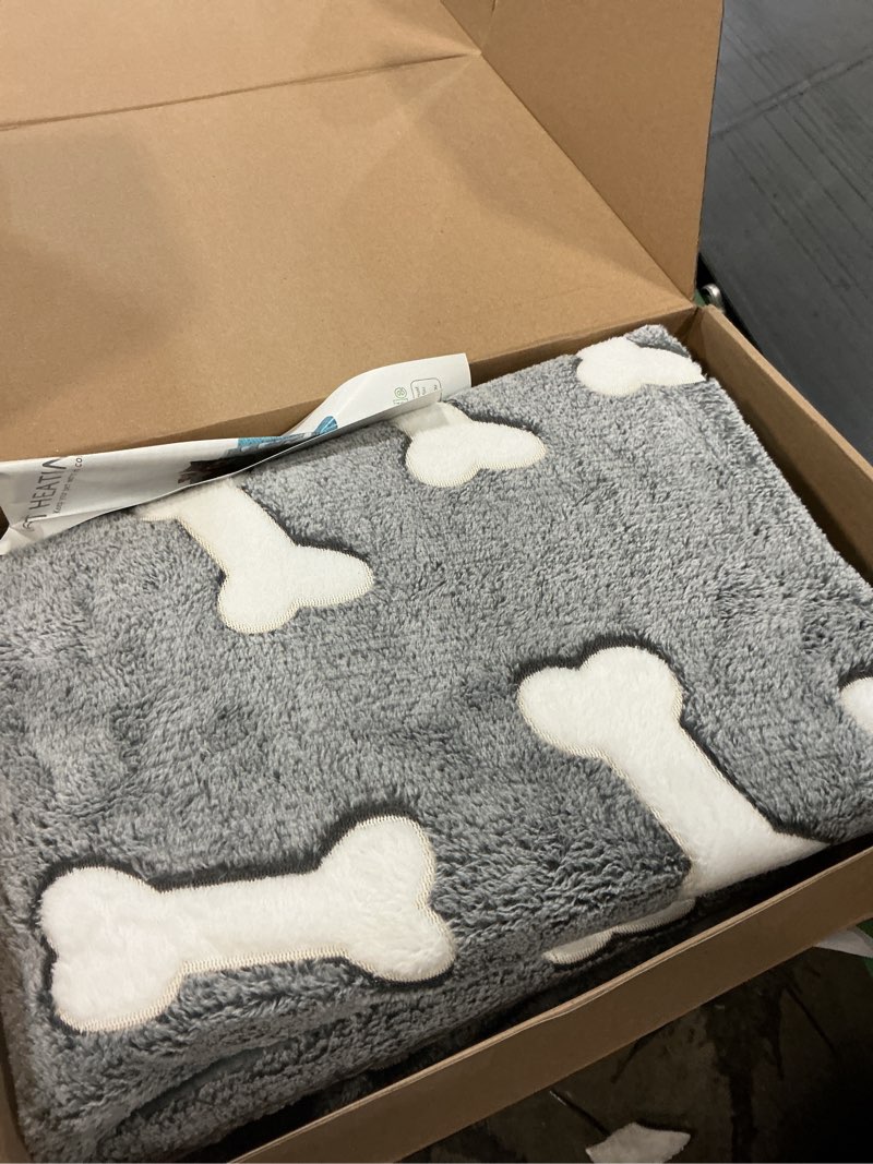 Condition photo showing As Is for Bestio Extra Large Dog Heating Pad,47x30 in Heated Dog Bed with Constant Heat & Auto Modes?MET&UL Certified Pet Heating Pad with Soothing Warmth,Chew-Resistant Cord,Waterproof Washable Cover-Gray Gray Pattern 47.0"L x 30.0"W x 0.5"Th