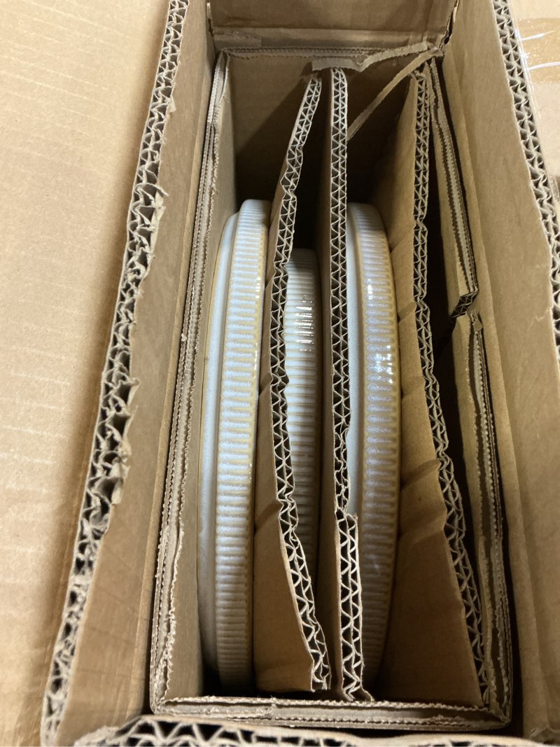 Condition photo showing Good Condition for Famiware Star Dinnerware Set with Pasta Bowls, Service for 4 (16pcs), Ribbed Stoneware Plates and Bowls Dishes Sets - Chip & Scratch Resistant, Microwave & Dishwasher Safe, Cappuccino White Cappuccino White 4-Set(16pcs, +Pasta Bowls)