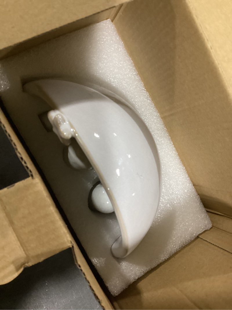 Condition photo showing Good Condition for WONDROUS' DECO Porcelain Nativity Scene Set,4Pcs Ceramic Christmas Tabletop Scene-4.5" Tall,Small Modern Nativity Ornament,Christmas Indoor Decor,Mini Sets&Nativity Figures,Unique Xmas Gray Nativity Set