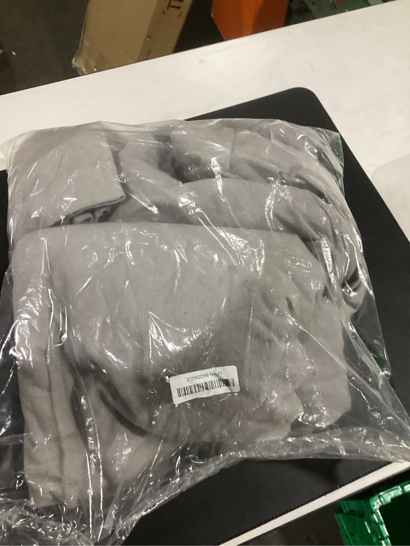 Condition photo showing Good Condition for RUVANTI 100% Cotton Flannel Sheets Queen Size - 4 Piece Warm, Soft & Breathable, Deep Pocket, Double Brushed Cozy All Season Bedding Set, Light Gray Light Gray Queen