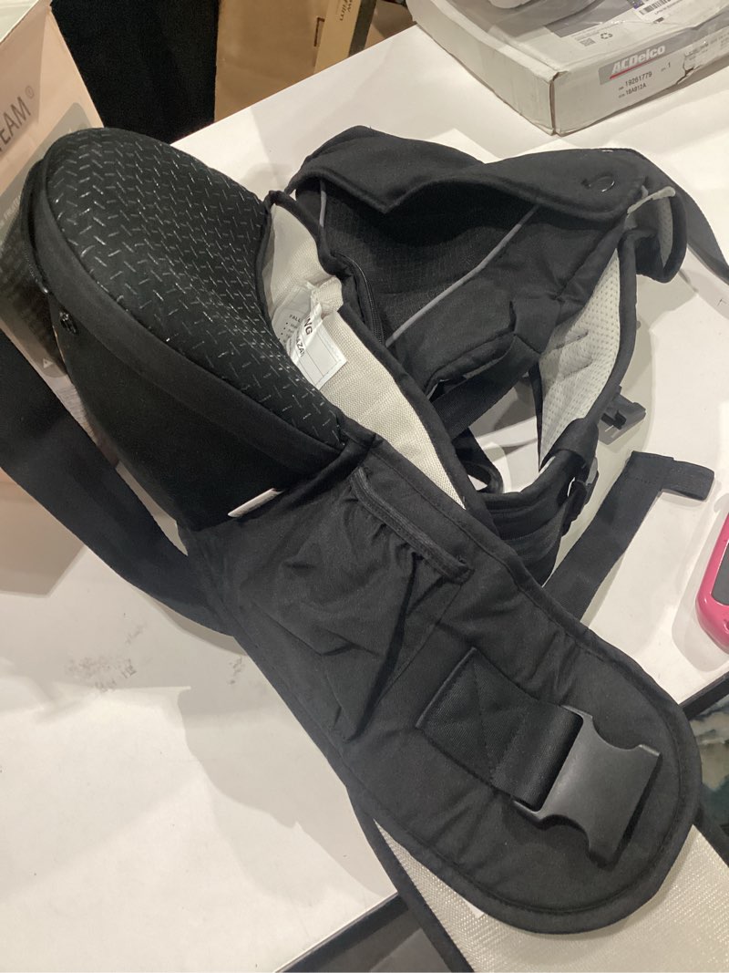 Condition photo showing Good Condition for fruiteam baby carrier, upgraded adjustable knob, 6-in-1 baby carrier newborn to toddler, safety-certified baby hip seat carrier, perfect for travelling shopping breastfeeding cool black
