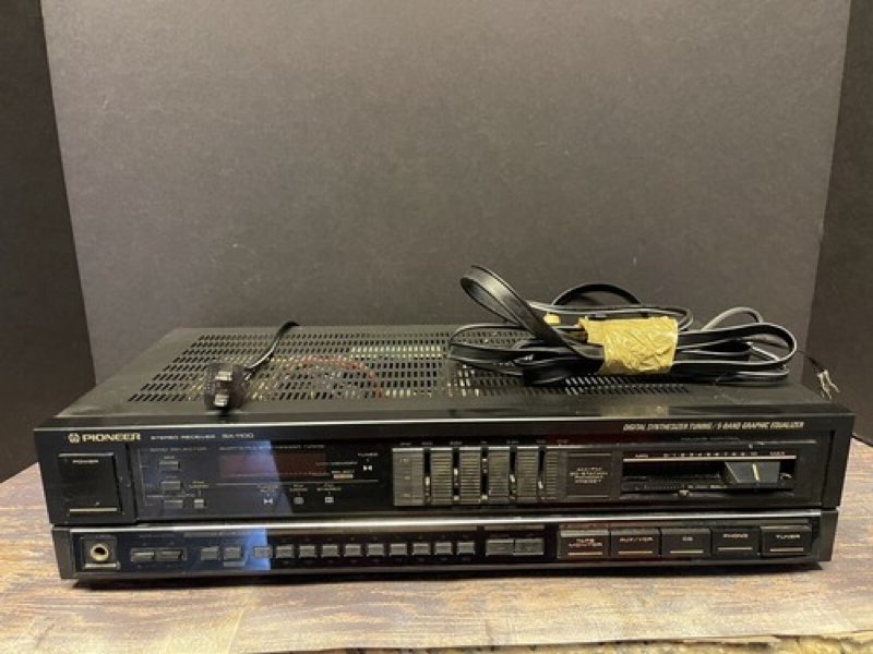( PIONCER STEREO RECEIVER MODEL SX-1100 AC 120 V 60Hz 110W