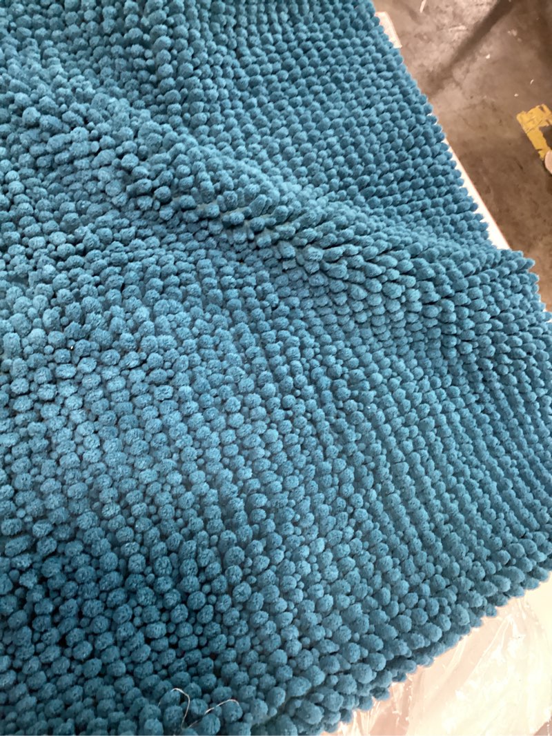 Condition photo showing Good Condition for olanly thick bathroom rugs 30x20, extra soft absorbent chenille bath rugs, rubber backing, machine wash dry, bath mats for bathroom floor, tub and shower, home decor accessories, peacock blue peacock blue rectangular 30" x 20"