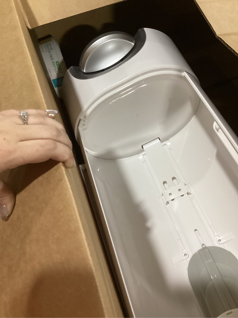 Condition photo showing Good Condition for Munchkin® STEP™ Diaper Pail Powered by Arm & Hammer, #1 in Odor Control, Award-Winning, Includes 1 Snap, Seal & Toss™ Bag, 1 Starter Refill Ring, and 1 PUCK™ Baking Soda Cartridge