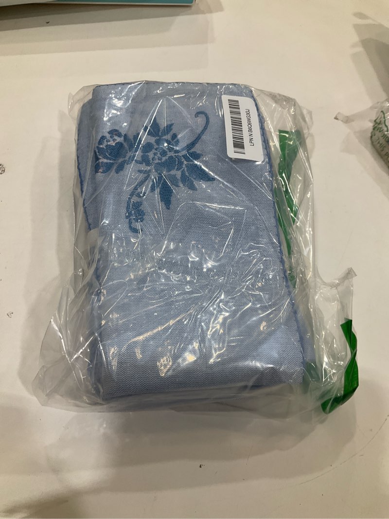 Condition photo showing New/Like New for Luxury Embroidered Cloth Napkins – Blue Garden, Set of 6, 18x18 | Elegant Cotton Blend Dinner Napkins with Floral Motif for Holiday Dining, Weddings & Formal Hosting Emb Blue Garden 18" x 18" (Set of 6)