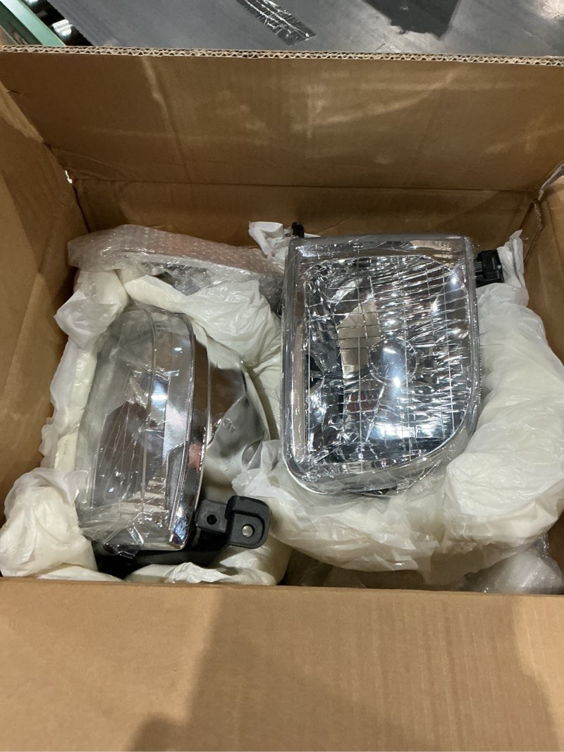 Condition photo showing Good Condition for headlight assembly fit for 2001 2002 2003 2004 toyota tundra chrome housing clear lens halogen headlamp driver and passenger side to2502129 to2503129 811100c010 811500c010 to2503144