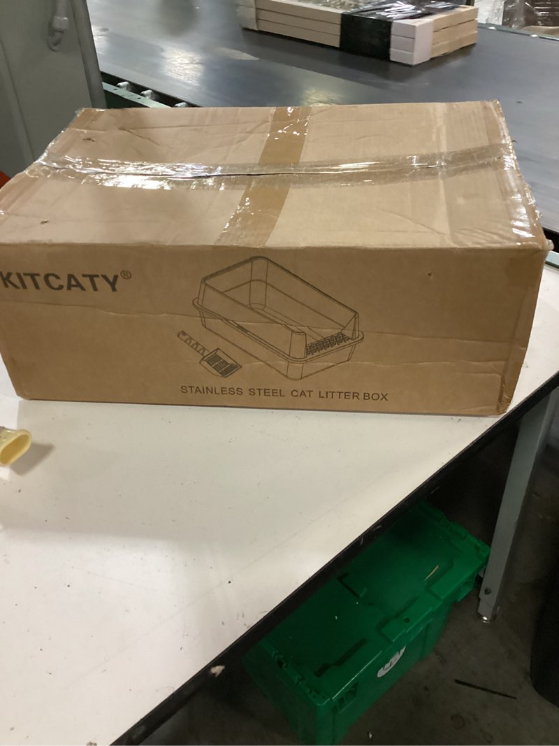 Condition photo showing New/Like New for kitcaty 2pack stainless steel cat litter box, 20" l x 13.8" w x12 h metal kitty litter box with lid, never absorbs odors, leak-proof, non-sticky, easy to clean, with scoop