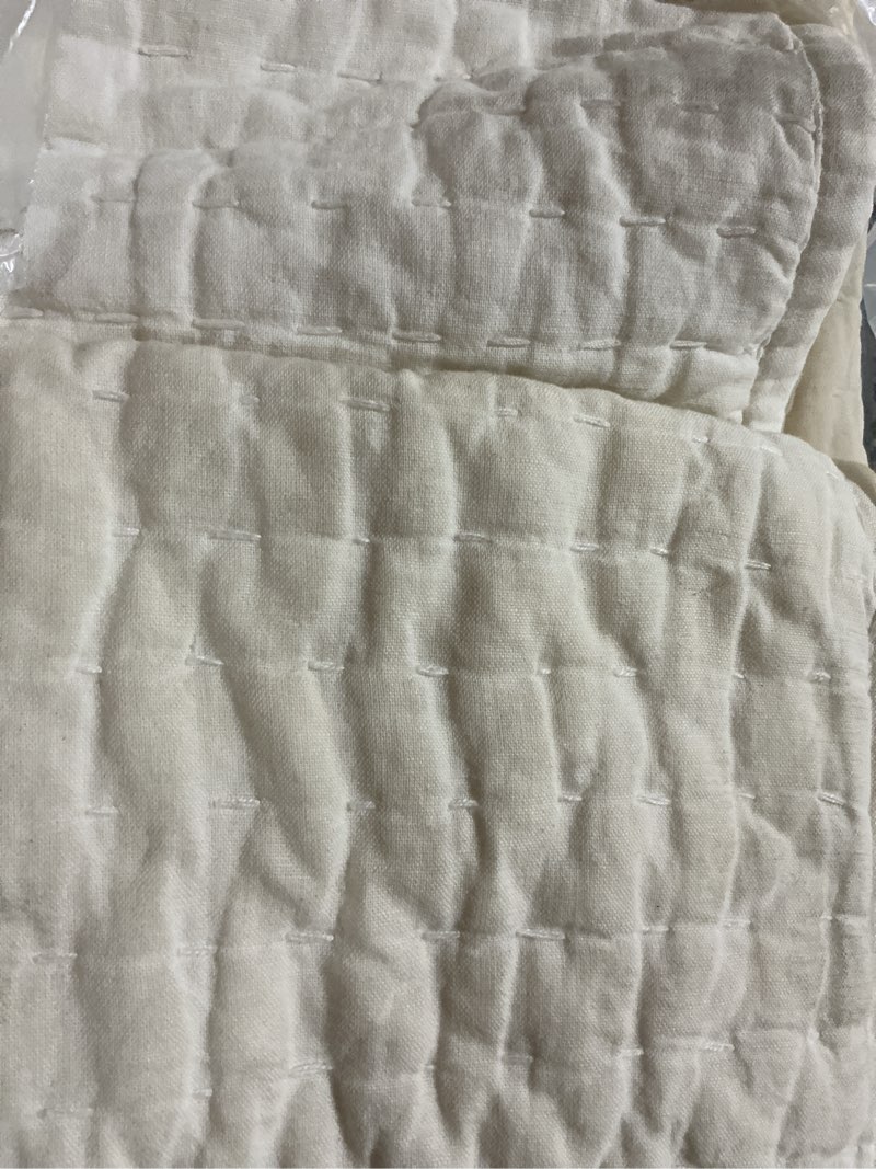 Condition photo showing As Is for european linen cotton stitch quilt set, twin, white