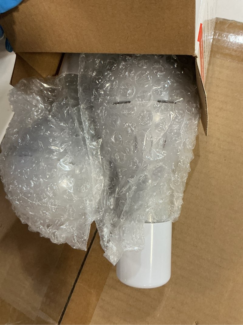 Condition photo showing Good Condition for GEPLAD 2-Pack Mogul Base 3-Way LED Light Bulbs, 10/20/30W (100/200/300W Equivalent), E39 Socket, Daylight 5000K - Bright Lighting for Antique Floor Lamps, Craft Rooms & Workshops 5000k Daylight