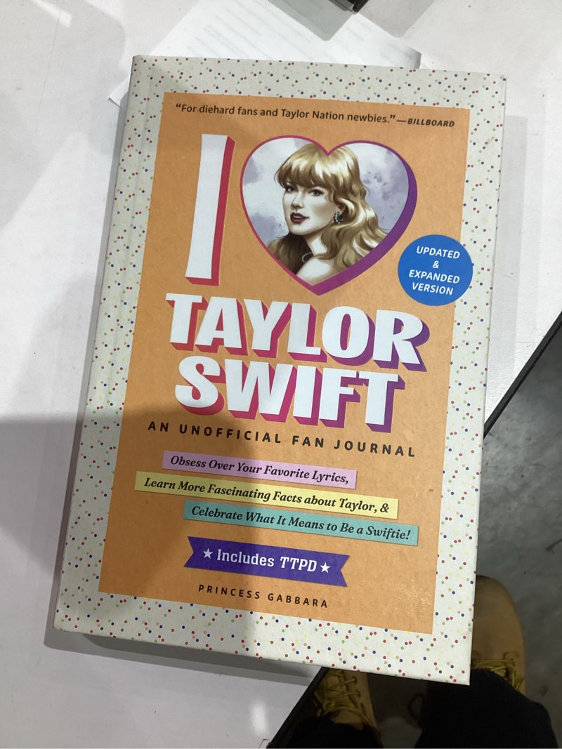 Condition photo showing Good Condition for i love taylor swift updated & expanded version: an unofficial fan journal