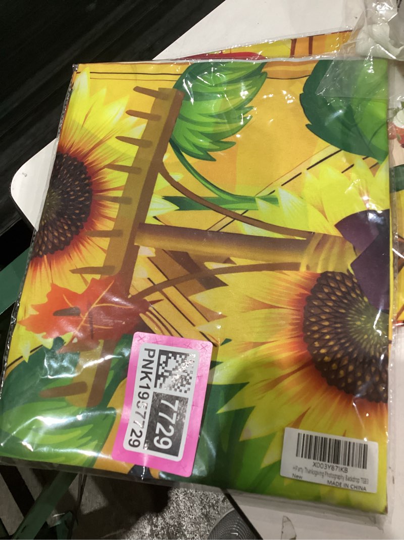 Condition photo showing New/Like New for Premium Fall Thanksgiving Photo Backdrop, Fall Backdrops for Photography, Classic Design, HQ Fabric, HD Printing, Funny Festival Games, Perfect Photo Props for Thanksgiving Decorations