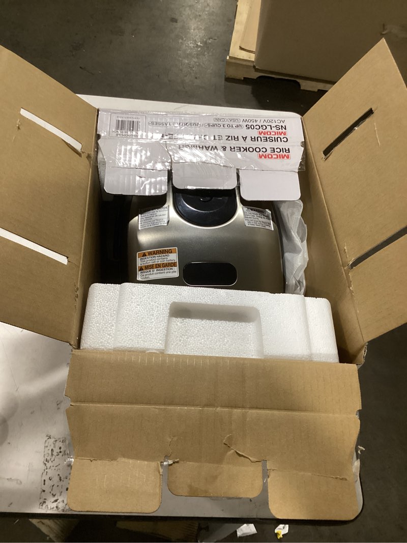 Condition photo showing Good Condition for Zojirushi Micom 3-Cup Compact Size, Multiple Settings, Stainless Steel Made, Built-In Retractable Power Cord and Easy to Transport Rice Cooker and Warmer Stainless Black 3-Cups (uncooked), Rice Cooker & Warmer