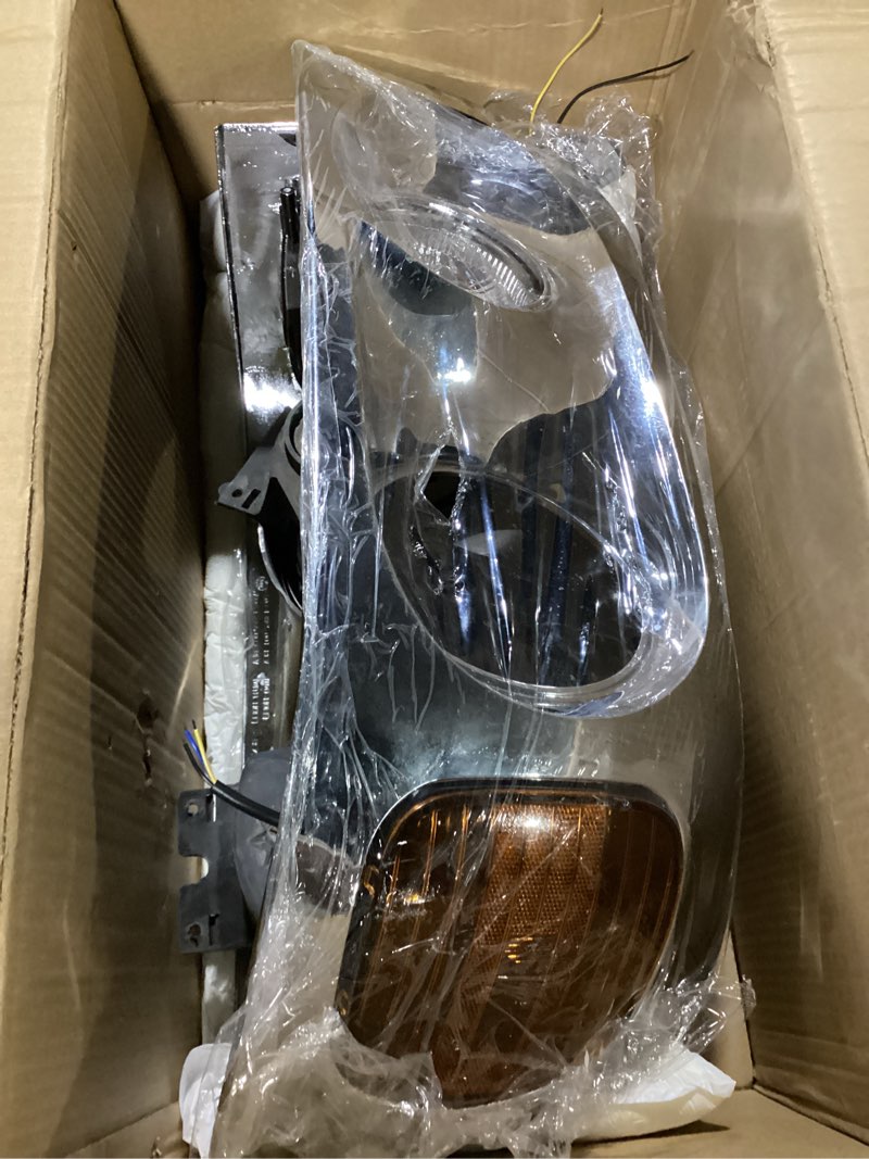 Condition photo showing Good Condition for avsty headlights assembly for freightliner century 2004 2005 2006 2007 2008 2009 2010 2011 2012 2013 2014 2015 headlamp(chrome)