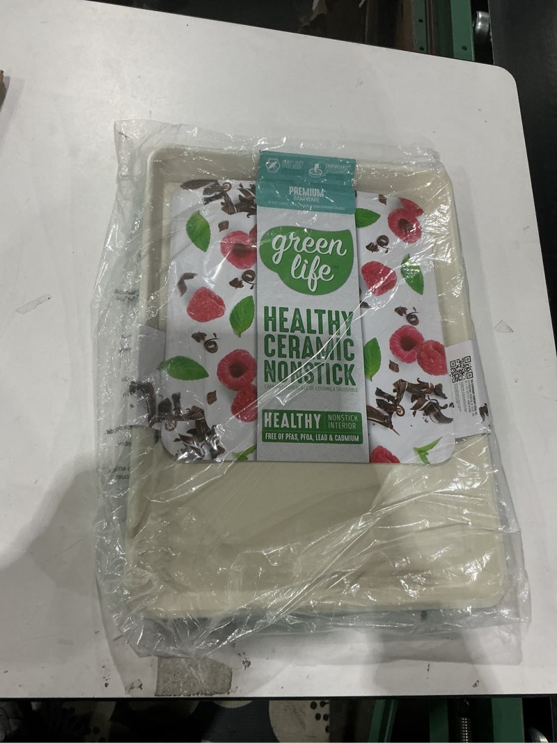 Condition photo showing New/Like New for GreenLife Bakeware 18” x 13” Half Cookie Sheet Baking Pan, Non-Toxic PFAS-Free Healthy Ceramic Nonstick, Oven Safe to 450°F, Easy Release, Even Heating, Easy Clean, Turquoise 18" x 13" Half Baking Sheet Turquoise