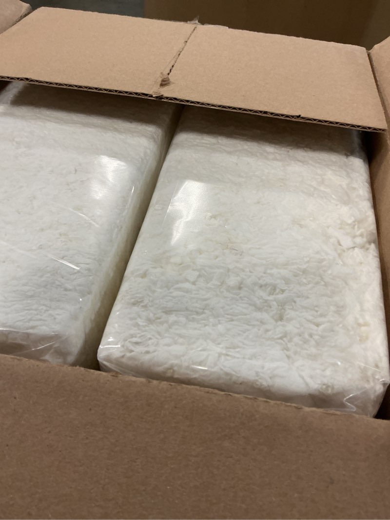 Condition photo showing Good Condition for Kaytee Clean & Cozy White Paper Bedding, Made for Small Animals, 100 Liters, Pack of 2