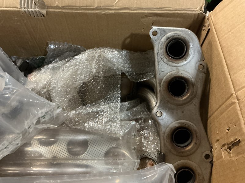 Condition photo showing Good Condition for front exhaust catalytic converter scitoo compatible with 2008-2014 for scion 2.4l,2006-2008 for toyota 2.4l,replace 674-966,epa compliant