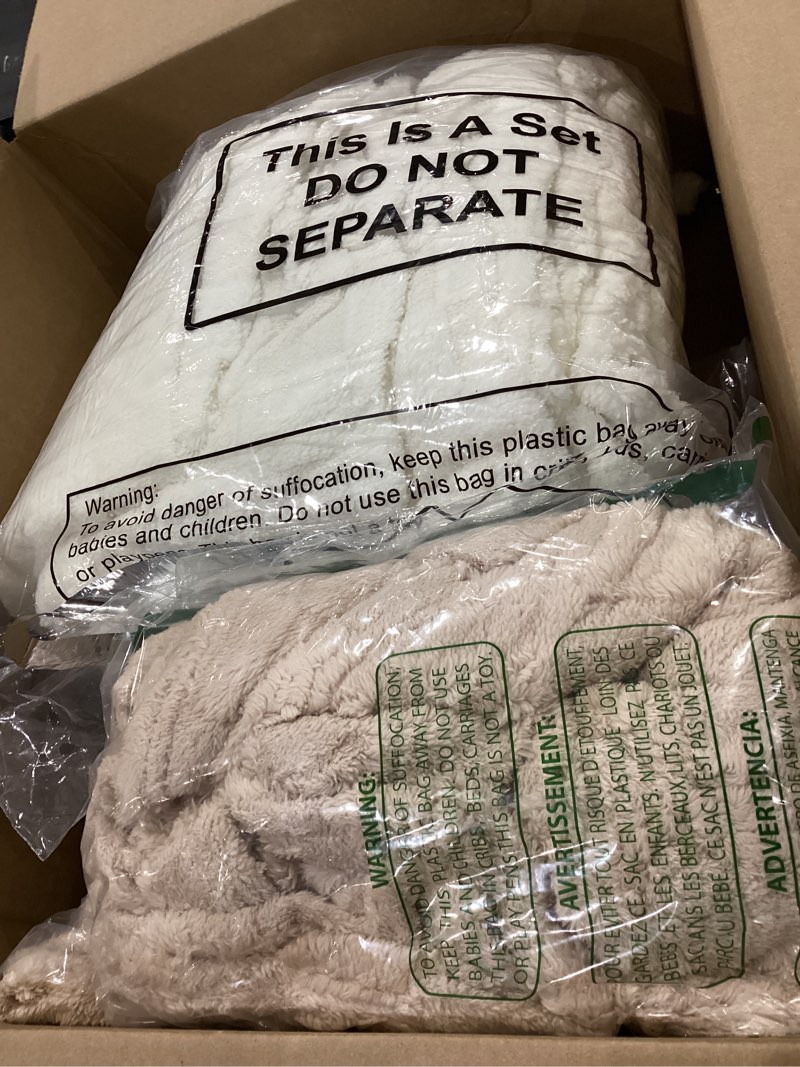 Condition photo showing Good Condition for Buryeah 6 Pack Fleece Throw Blankets Bulk, 50 x 60 Inches Soft 3D Checkered Flannel Blankets Warm Sleepover for Couch Sofa Bed (Beige,White) Beige, White 6