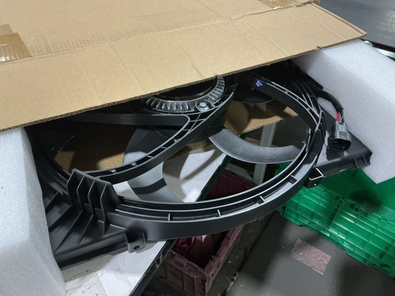 Condition photo showing Good Condition for YMAUGP 621-196 Engine Radiator Cooling Fan Assembly for BMW 325i 2006, 325xi 2006 328i 2007-2013 328i xDrive 2009-2013 328xi 2007-2008 330i 2006, 330xi 2006 128i 2008-2013 Z4 17117590699 17427523259