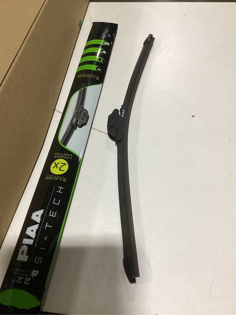 Condition photo showing As Is for piaa 97055 22-inch (550mm) si-tech silicone wiper blade, premium all-season oem windshield wiper replacement 22 inches
