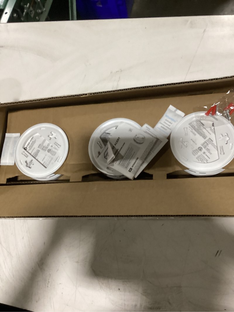 Condition photo showing As Is for first alert smico100-ac interconnect hardwire combination smoke & carbon monoxide alarm with battery backup - 3 pack 3-pack precision detection smico100-ac