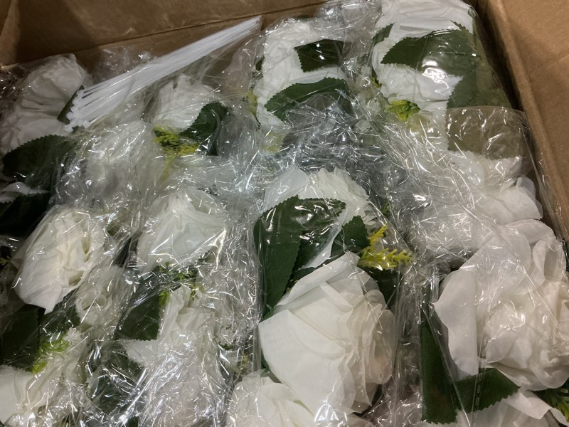 Condition photo showing New/Like New for Artificial Flowers Ball Wedding Centerpieces, 10" Large Pure White Flower Garland Center Piece, 10 Pcs Fake Flowers, 15 Heads Plastic Roses with Base, Silk Flowers for Party, Home Décor