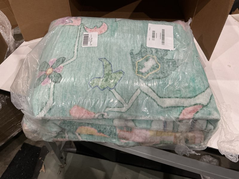 Condition photo showing Good Condition for 7x9 washable area rugs - modern oushak rug vintage floral carpet for living room non-slip low pile soft machine washable carpet for bedroom, dining room, nursery, farmhouse (7'x9', green and pink) 6' x 9' (rectangular) green