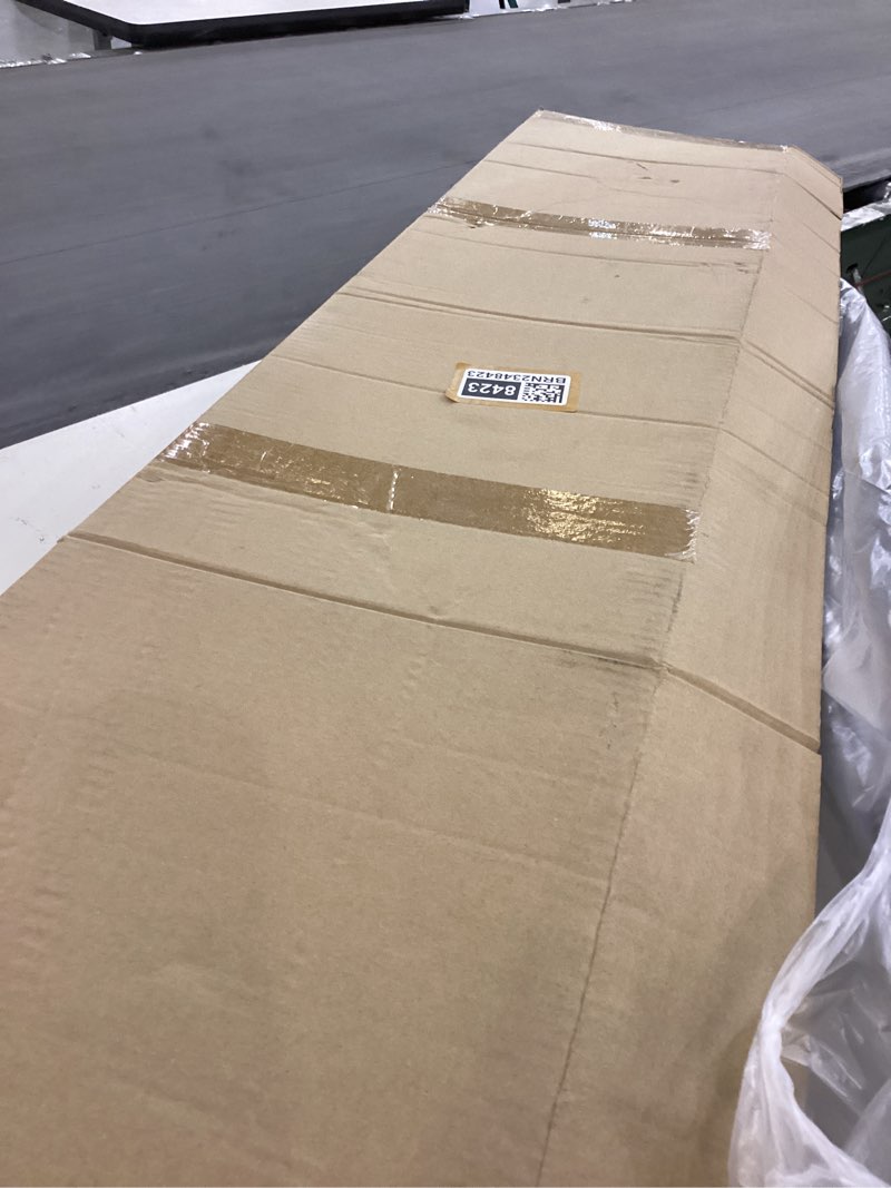 https://lotting-media.assets.bidfta.com/lotting_701d4d02-73c8-4a35-b4f3-63edee06c925