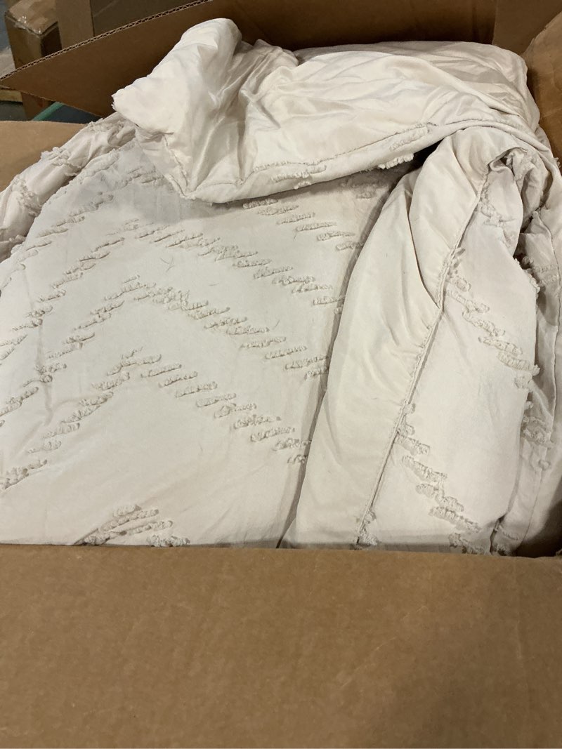 Condition photo showing As Is for Litanika Super King Plus Size Comforter Set with Sheets Beige - 7 Pieces Bed in a Bag Oversized King Boho Tufted Complete Bedding Sets with Comforter, Sheets, Pillowcases & Shams Beige Super King Plus (128"x120")