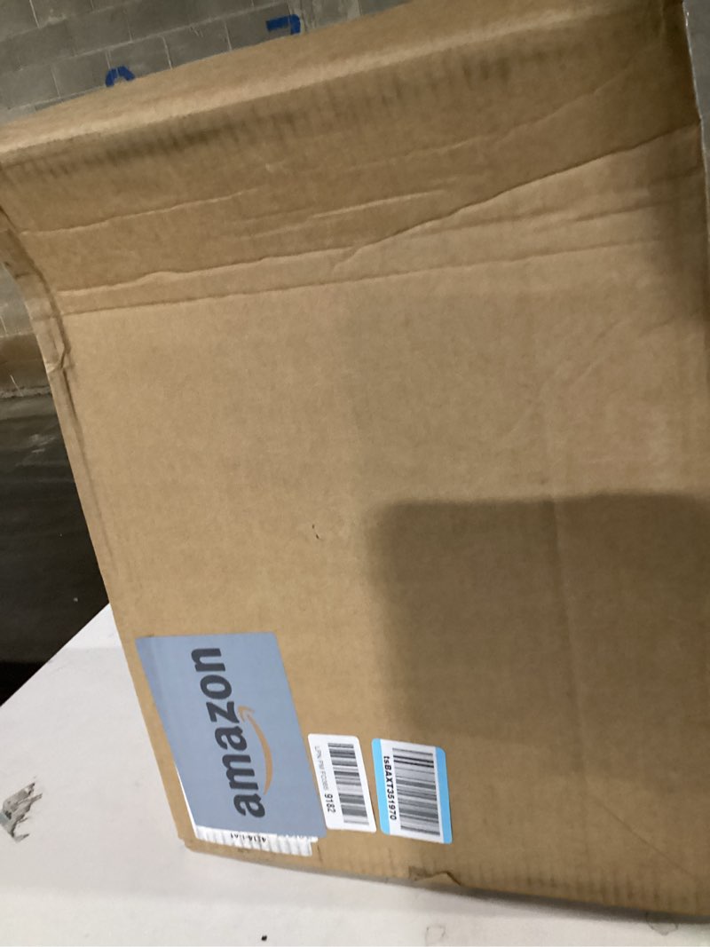 Condition photo showing Good Condition for Amazon Basics Trash Can, Rectangular Commercial Office Wastebasket, Recycle Logo, 10 Gallon (Pack of 1), Blue Blue 10 Gallon (Pack of 1)