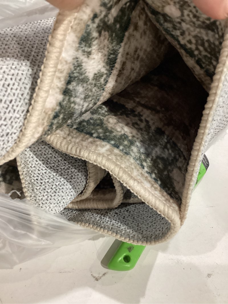 Condition photo showing Good Condition for releany area rugs round 6ft washable non-slip, floral vintage distress medallion carpet for living room bedroom dining room, terracotta burnt orange green brick/brown/green 6' (round)
