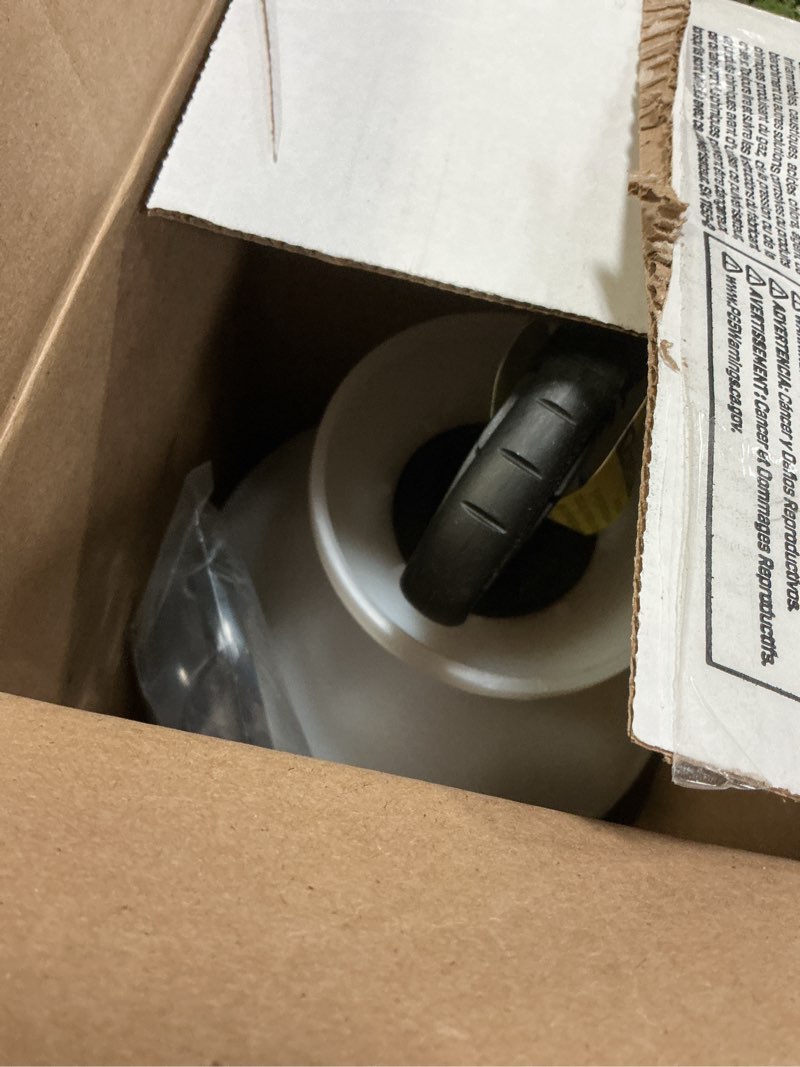 Condition photo showing Good Condition for Chapin 20002 Pump Sprayer, 2 Gallon, Lawn and Garden, Hand Pressurized, Anti-Clog Filter, Adjustable Spray Nozzle, Spraying Plants, Watering, Weeds, Fertilizer and Pests, Translucent 2-Gallon Sprayer