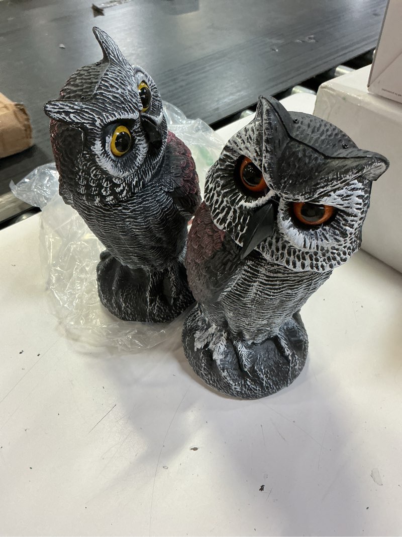 Condition photo showing Good Condition for hedoc 2 pack fake owl decoys to scare birds away, rotating head bird deterrents, nature enemy scarecrow plastic statues, pest repellent for gardens and patios 10+11 inch