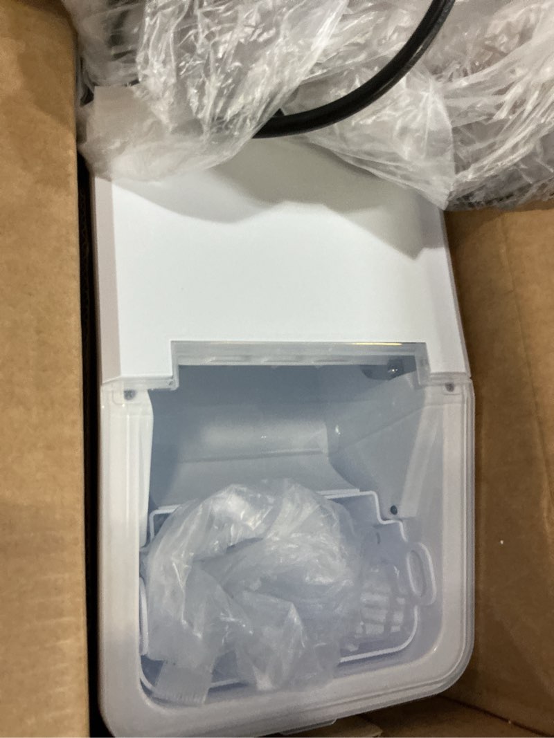 Condition photo showing Good Condition for Igloo Self-Cleaning Countertop Ice Maker - Compact and Portable - Creates 26 lbs. Per Day, 8 Pieces Ready Every 7-8 Minutes - Includes Ice Scoop and Basket - White White 26 Lb