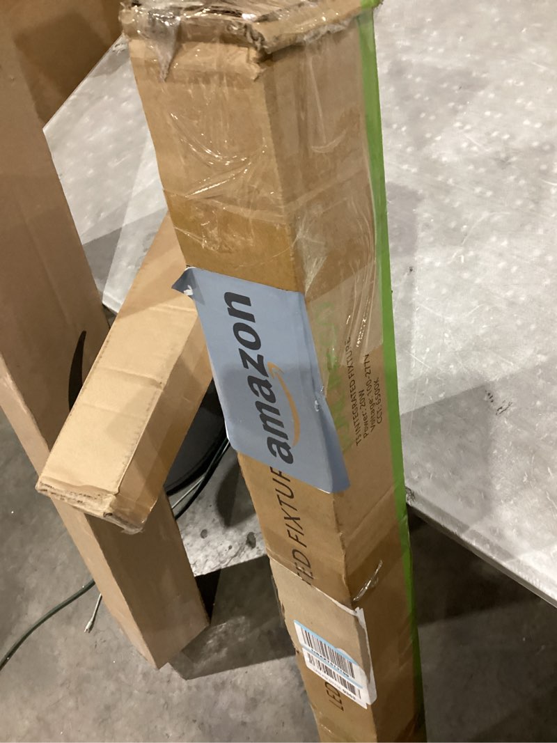 https://lotting-media.assets.bidfta.com/lotting_7046be73-62d0-48cd-9429-ad8b142e77cd