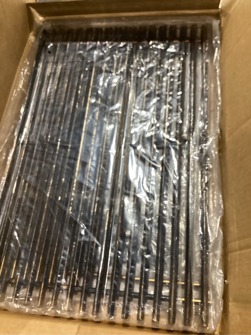 Condition photo showing Good Condition for 9.5mm thick grill grates for weber genesis 300 series, 19.5" 304 stainless steel weber genesis grill parts, replacement for genesis e310 s310 e320 s320 e330 s330(2007–2016), replaces weber 7524 & 7528 19.5" 9.5mm 304 stainless steel