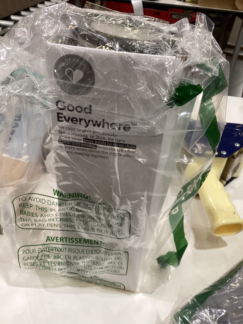 Condition photo showing Good Condition for Simple Modern Mesa Sport Water Bottle with Covered Chug Lid | 24oz Cup Holder Friendly Insulated Sta