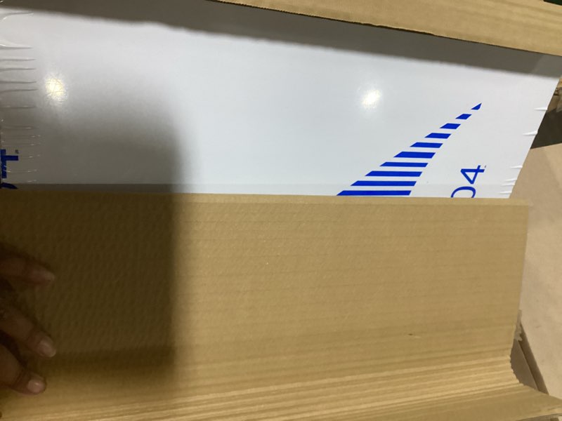Condition photo showing Good Condition for stainless steel cutting boards for kitchen, lipped stainless steel cutting board. large cutting board suitable for meat, fruits, vegetables, bread, and baking (50 x 40cm / 19.68"l x 15.74"w) stainless steel 19.7"l x 15.7"w