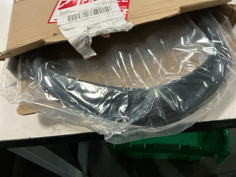 Condition photo showing New/Like New for 5pcs front grille frame surround trim headlight taillight trim ring compatible with 2014-2021 cooper f55 f56 f57 51137449207 glossy black