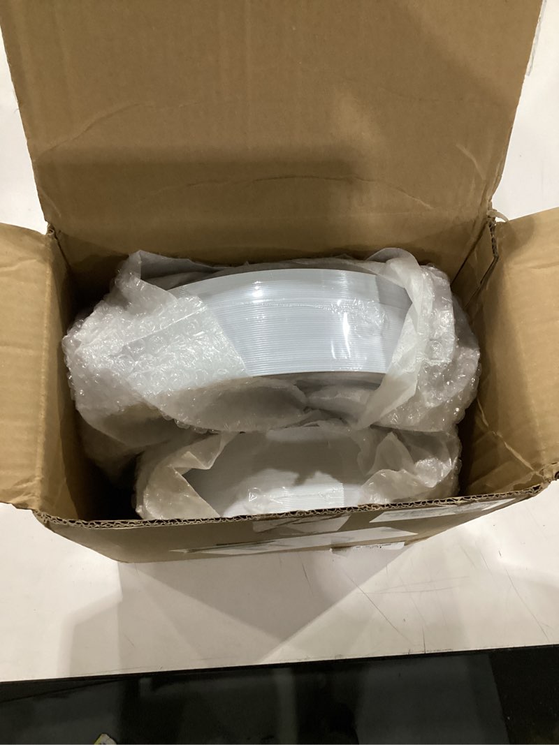 Condition photo showing New/Like New for bestvip 100pcs gold plastic plate, disposable party plates | 50 dinner plates and 50 dessert plates, plastic plate for parties, wedding and birthday gold 100pcs