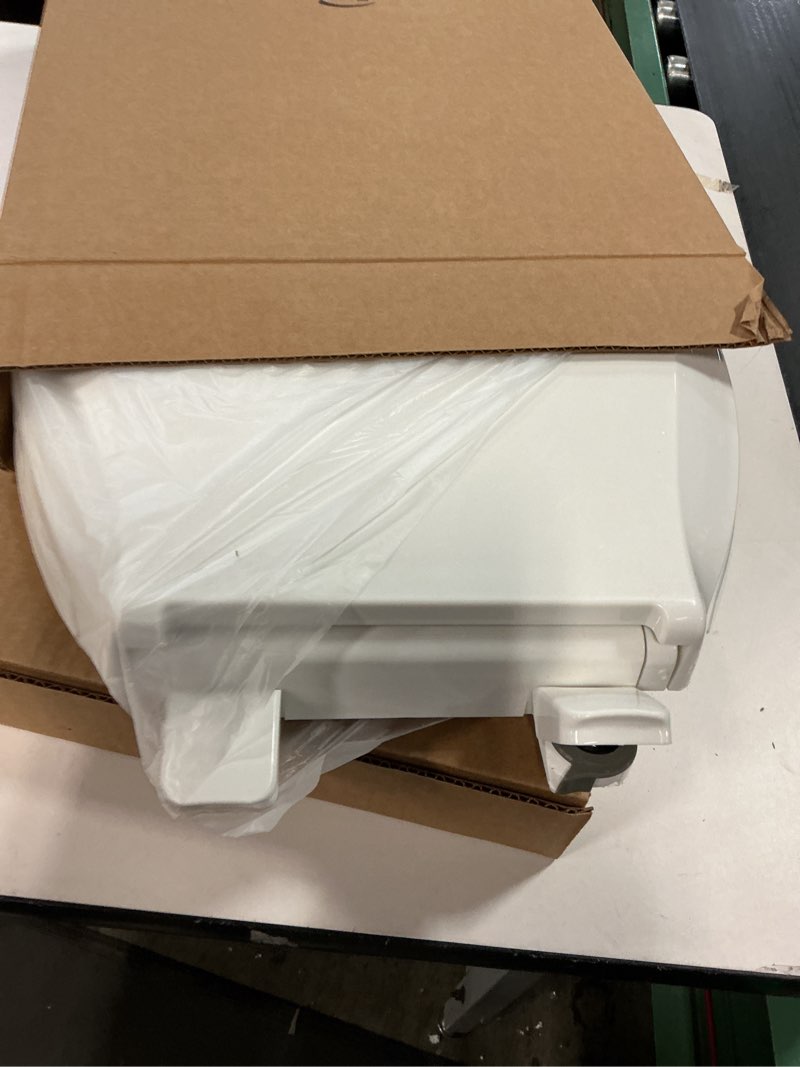 Condition photo showing Good Condition for Bemis 1500EC 390 Lift-Off Wood Elongated Toilet Seat, Cotton White (Pack of 1)