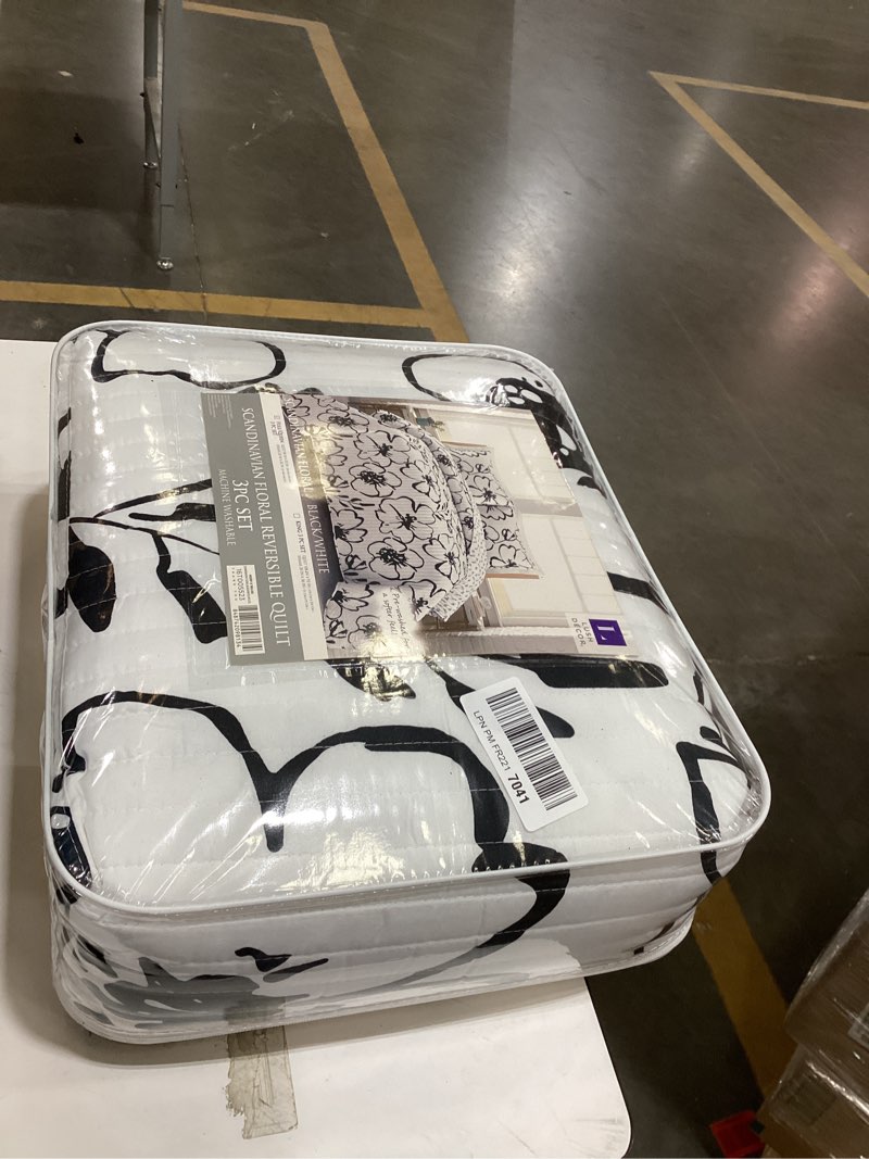 Condition photo showing As Is for Lush Decor Scandinavian Floral Quilt Queen Size Reversible 3 Piece Set Full/Queen Black & White - Floral Bedding Set Queen Quilt - White Bedding Black & White Full/Queen