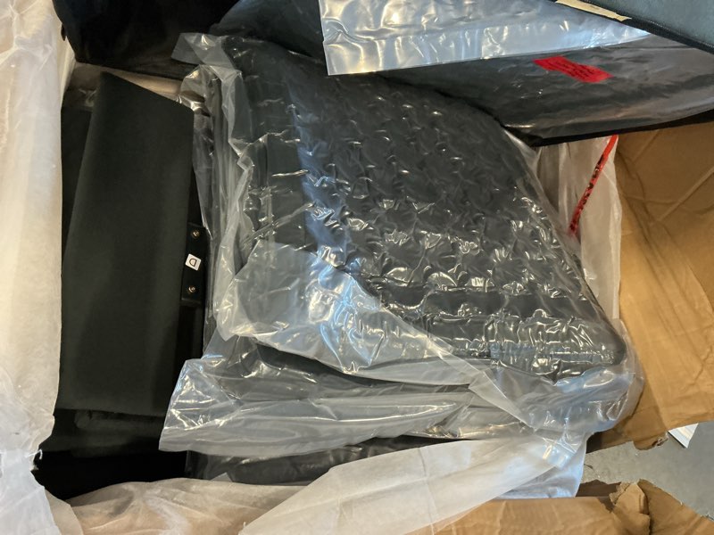 https://lotting-media.assets.bidfta.com/lotting_705efcc5-a91a-4e48-8285-d1d172eabf72