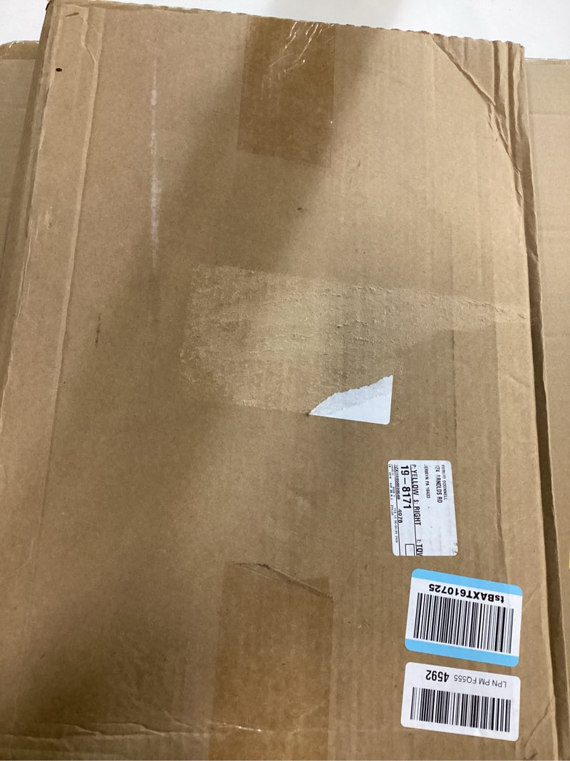 Condition photo showing New/Like New for Centoco Eljer Emblem Elongated Toilet Seat with Square Front, Closed Front with Cover, Residential, 