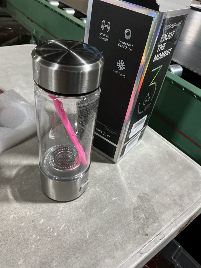 Condition photo showing Good Condition for New Upgrade Hydrogen Water Bottle Generator ?NO.1 Double Hydrogen Content? ?Industry TOP - 24-Hour Hydrogen Lock? | 0 Chlorine & 0 Ozone | 100% Leak-Proof Seal, Hydrogen Water Bottle Generator Silver