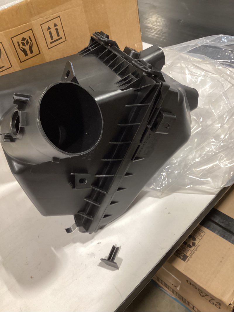 Condition photo showing As Is for for toyota rav4 2.5l 2013-2018 usa version air intake filter cleaner box housing 17700-0v140 17700-f0010