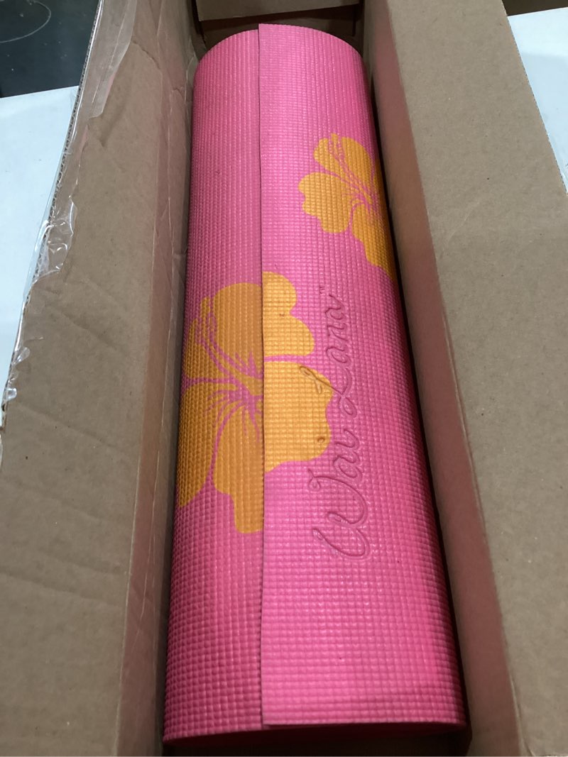 Condition photo showing Good Condition for gaiam print yoga mat, non slip exercise & fitness mat for all types of yoga, pilates & floor exercises fijian dream