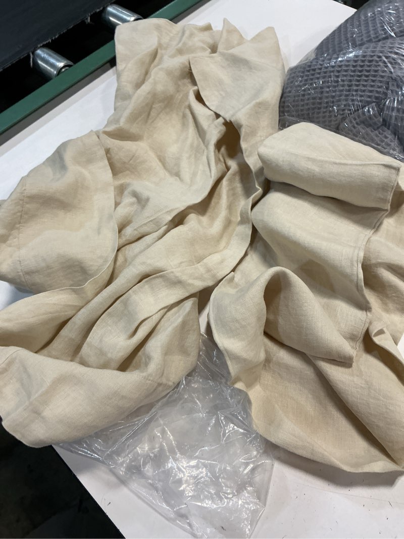 Condition photo showing Good Condition for european linen pillowcase set oat standard 20x30in